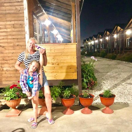 Sea breeze Hotel Tsandrypsh Ngoại thất bức ảnh
